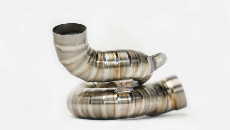 BURNOUTチタン中間パイプ MVアグスタ1000