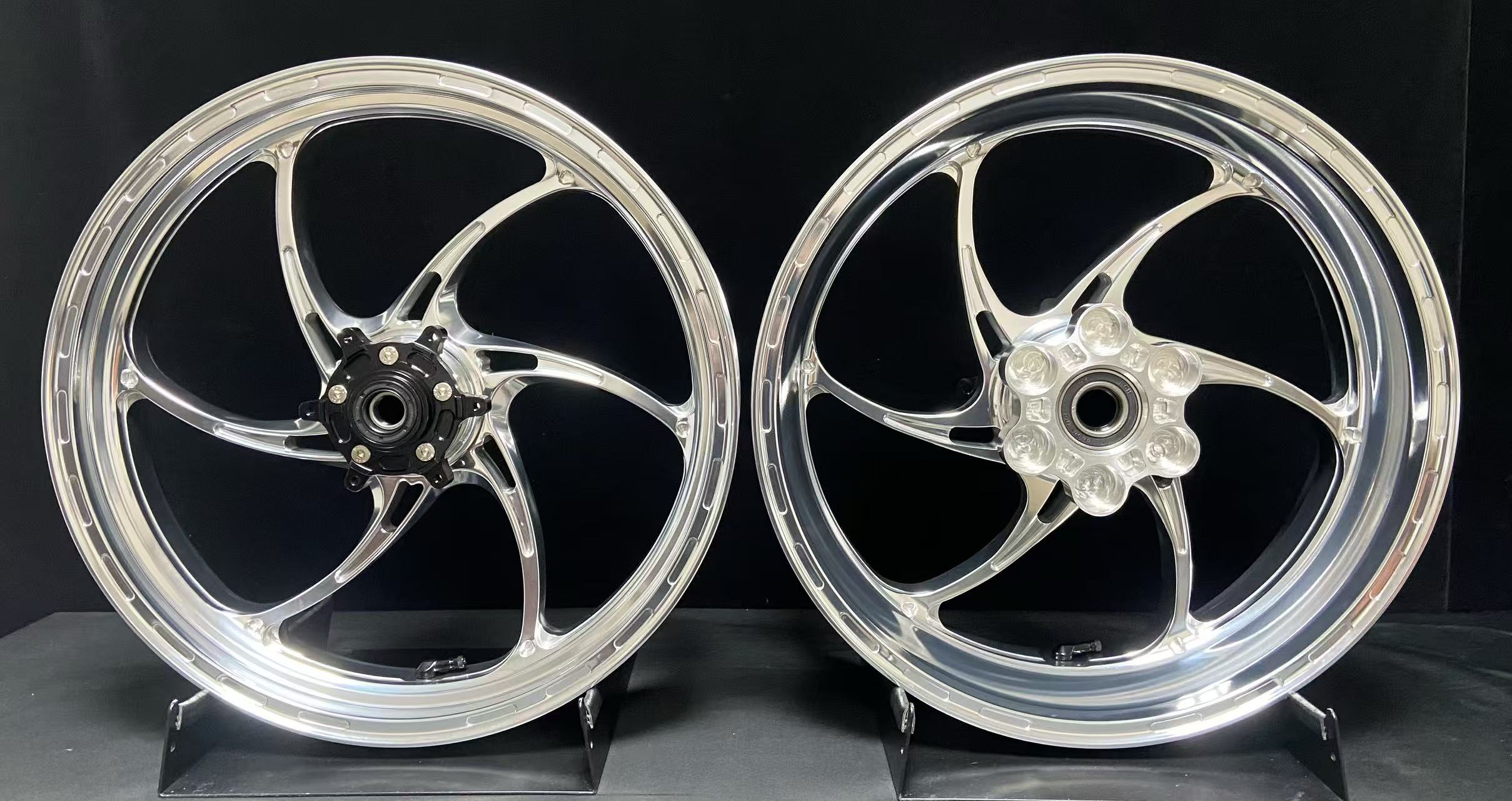 WILDOUTフォージドホイール前後セット CBR600RR