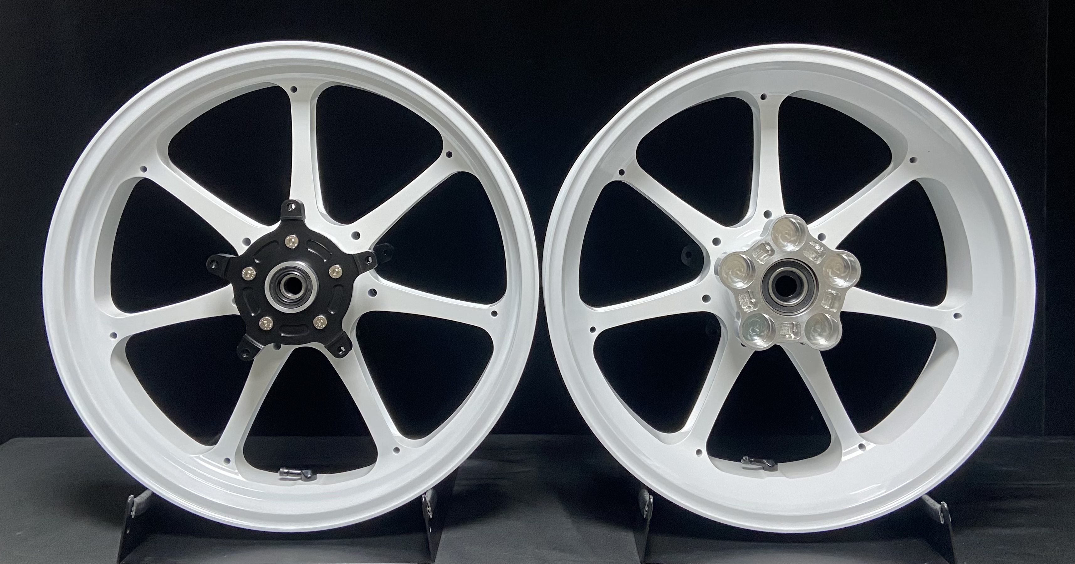 WILDOUTフォージドホイール前後セット YZF-R7