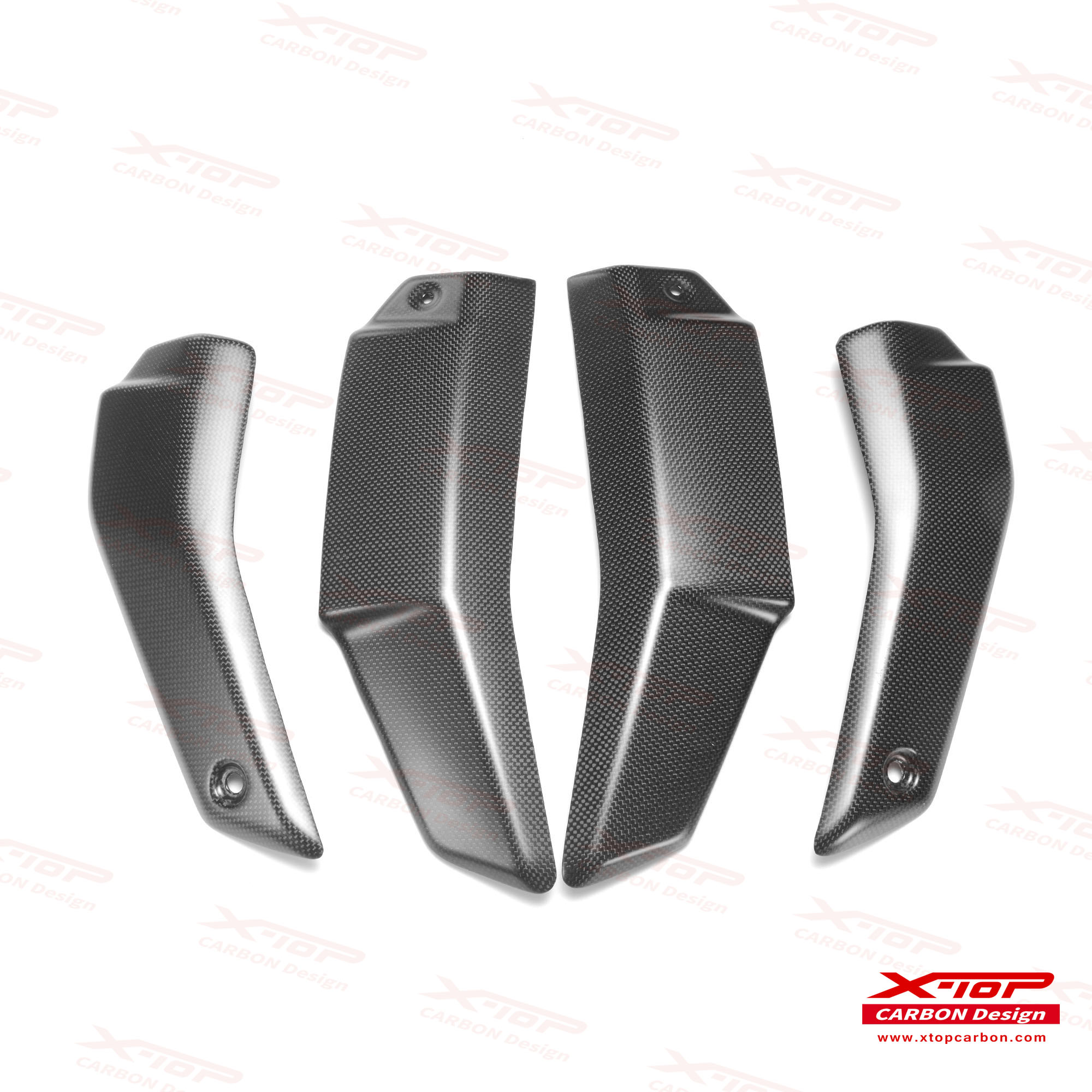 X-TOPカーボンラジエーターサイドカバー