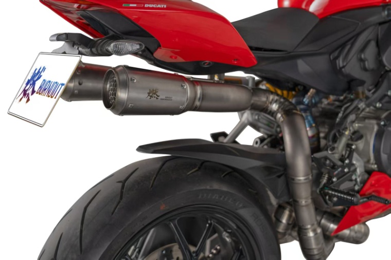 BURNOUTチタンスリップオンマフラー ドゥカティ Panigare v2用