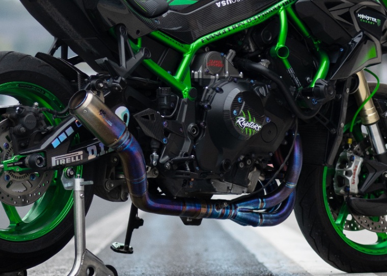 BURNOUTレーシングチタンフルエキゾーストマフラー ZH2